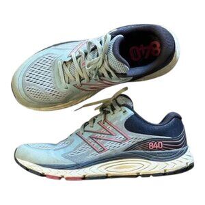 New Balance 840 V5 Sneakers Women’s Size 10 Running Shoes Gray Pink W840CM5
